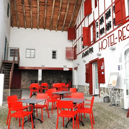 Chilhar Hotel Espelette